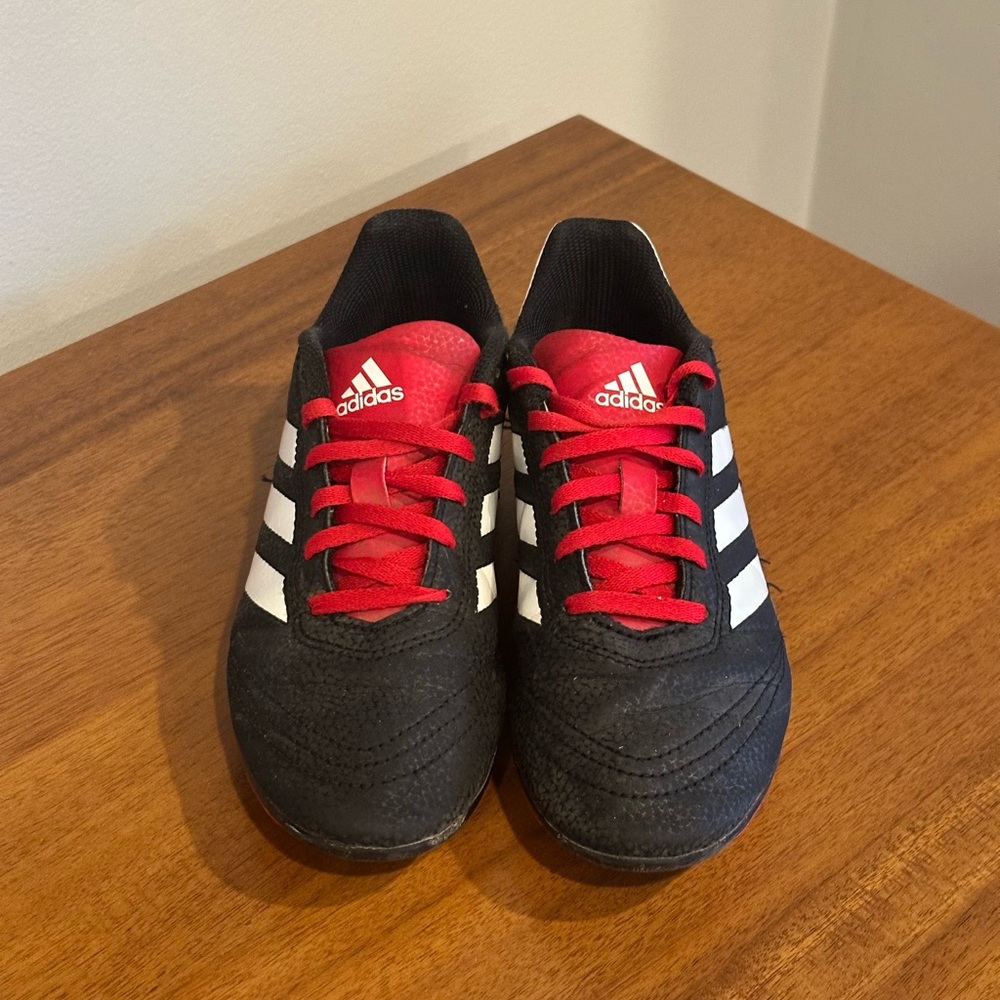 Kids Adidas Soccer Cleats ⚽️